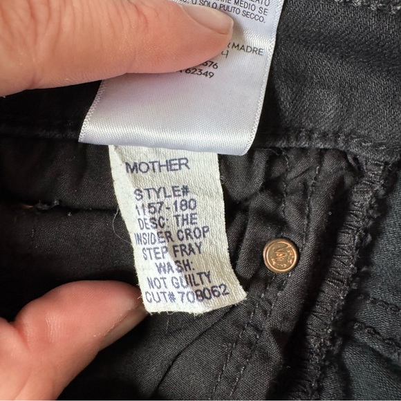 MOTHER The Insider Crop Step Fray | Size 29 - Picture 9 of 13